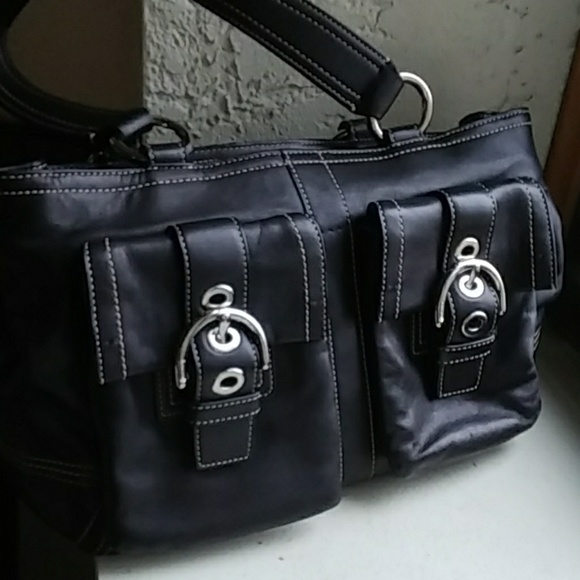 Coach - Picture 3 of 8